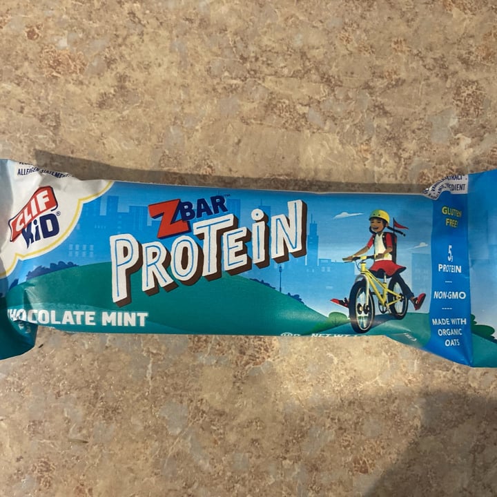 Clif Kid Z Bar Chocolate Mint Review abillion
