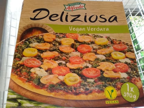 Trattoria Alfredo, Pizza Vegana Deliziosa, breads, baked goods, food, review