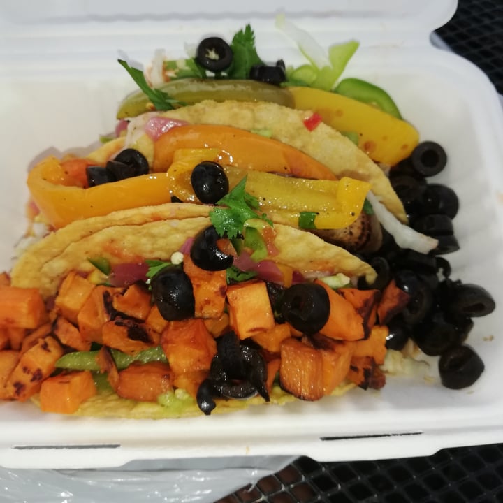 Mexican Bowl Barrie, Canada Yam and Veggie Tacos Review abillion