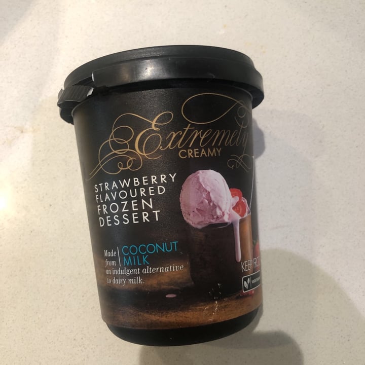 Woolworths Food Strawberry Flavoured Frozen Dessert Review abillion