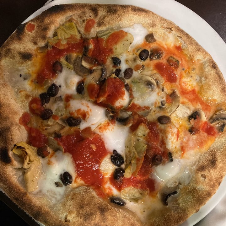 Da Ninni Ristorante Pizzeria Gourmet Genova, Italy 4 Stagioni Vegana