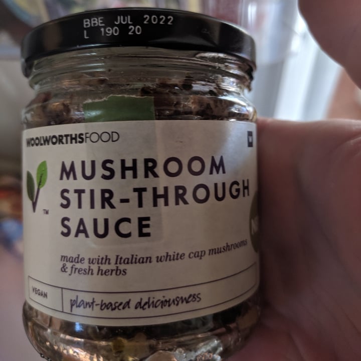 Woolworths Food Mushroom stirthrough sauce Review abillion