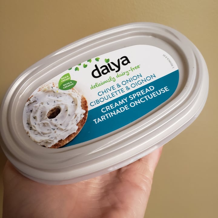 Daiya Chive & Onion Cream Cheeze Style Spread Review abillion