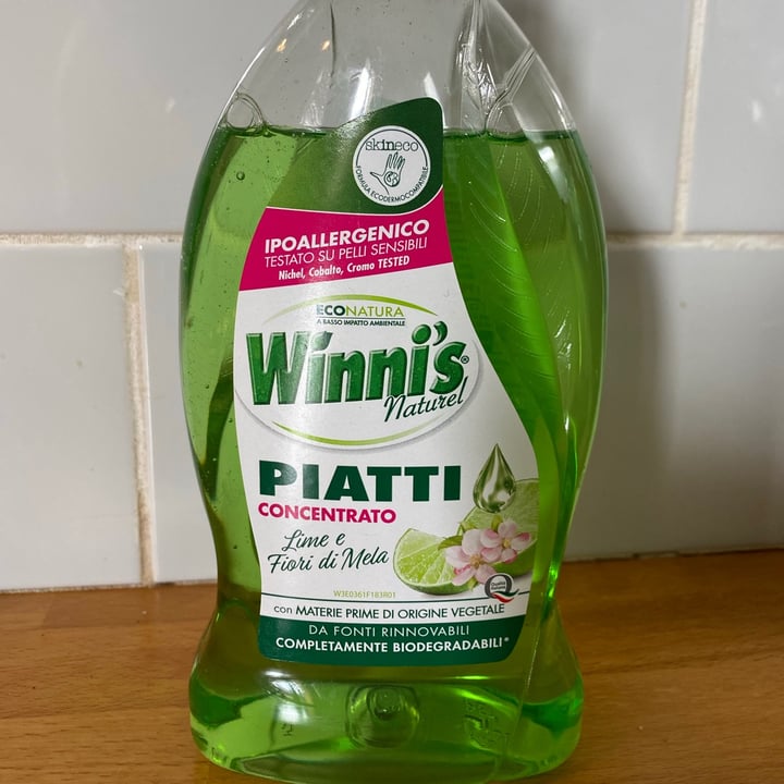 winni-s-naturel-detersivo-per-piatti-lime-e-fiori-di-mela-review-abillion
