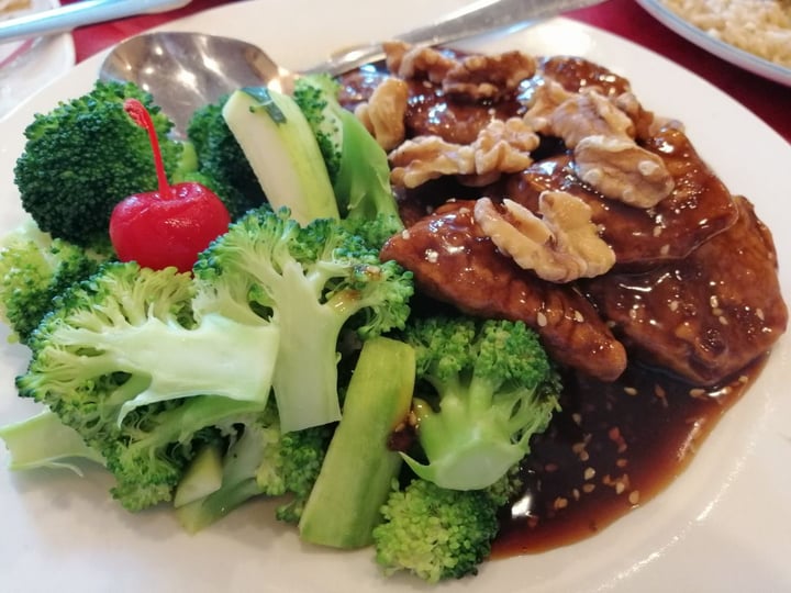 Yuan Fu Vegetarian Rockville, United States Tuna Steak with Black