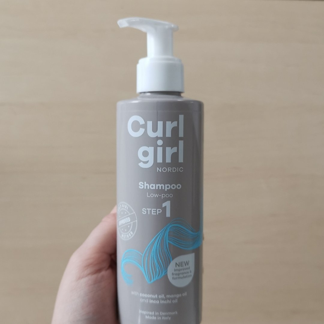 Curl Girl Nordic Shampoo Low-poo | abillion