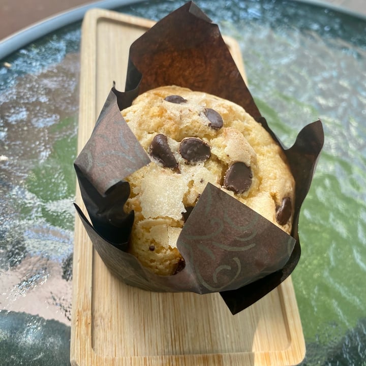 Timmy's Bar & Grill United Kingdom Chocolate Chip Muffin Review | abillion