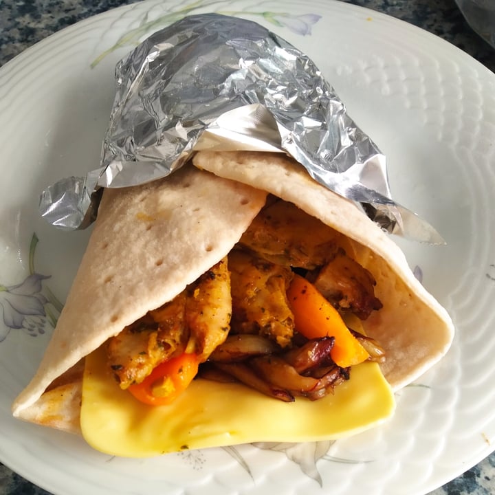 photo of My veggie day The Wonder Chunks Döner Style shared by @helenayguido on  10 Sep 2021 - review