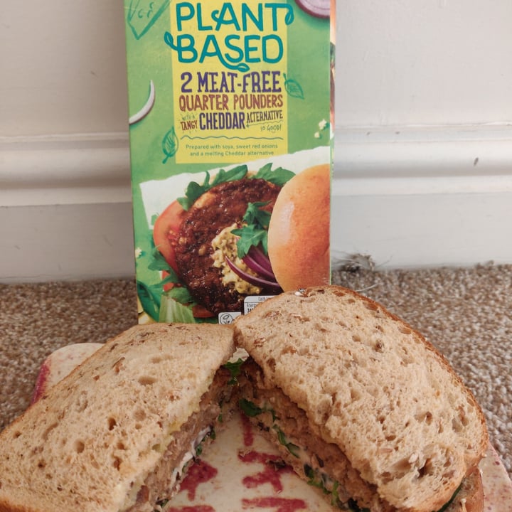 ASDA Meat Free Quarter Pounders With Tangy Cheddar Alternative Review