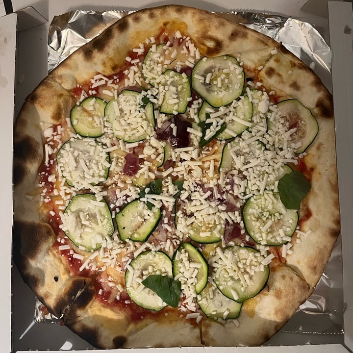 Isto Duksa Zagreb, Croatia Pizza (vegan baza) Review abillion