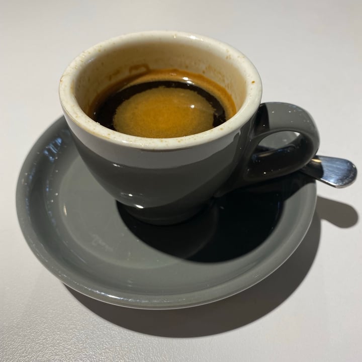 Woolworths CAFE Woodhill, Pretoria, South Africa Double Espresso Review