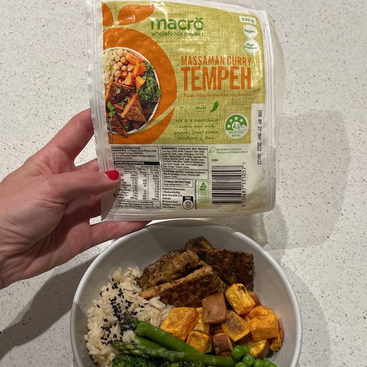Macro Wholefoods Market Massaman Curry Tempeh Review abillion