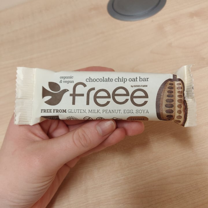 Freee Chocolate Chip Oat Bar Review Abillion freee-chocolate-chip-oat-bar-review-abillion