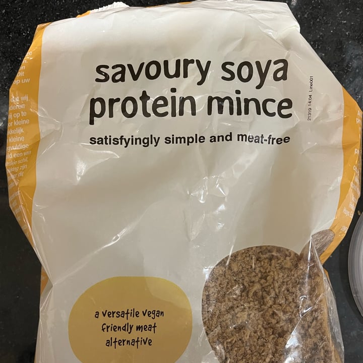 Holland & Barrett Savoury Soya Protein Mince Review abillion