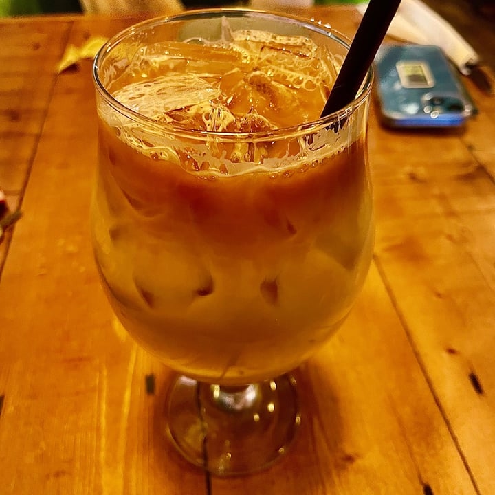review photo of Maisies streetfood & bar Oat Milk Latte shared by @todd on 16 Apr 2022 - review