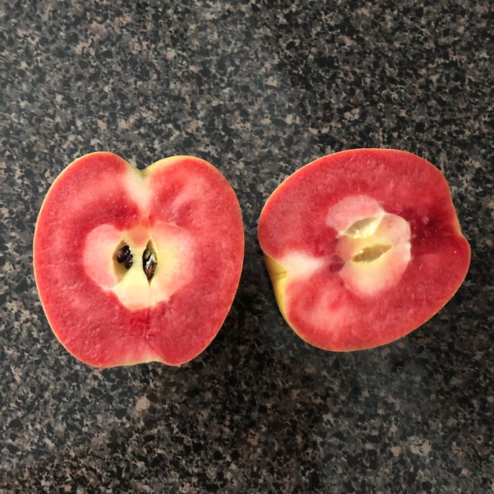 Chelan Fresh Lucy Glo Apple Review abillion