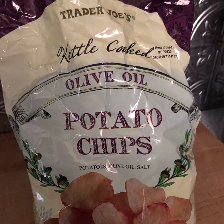 Trader Joe's Kettle Cooked Olive Oil Potato Chips Reviews abillion
