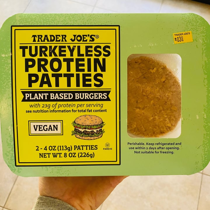 Trader Joe's Turkeyless Protein Patties Review abillion