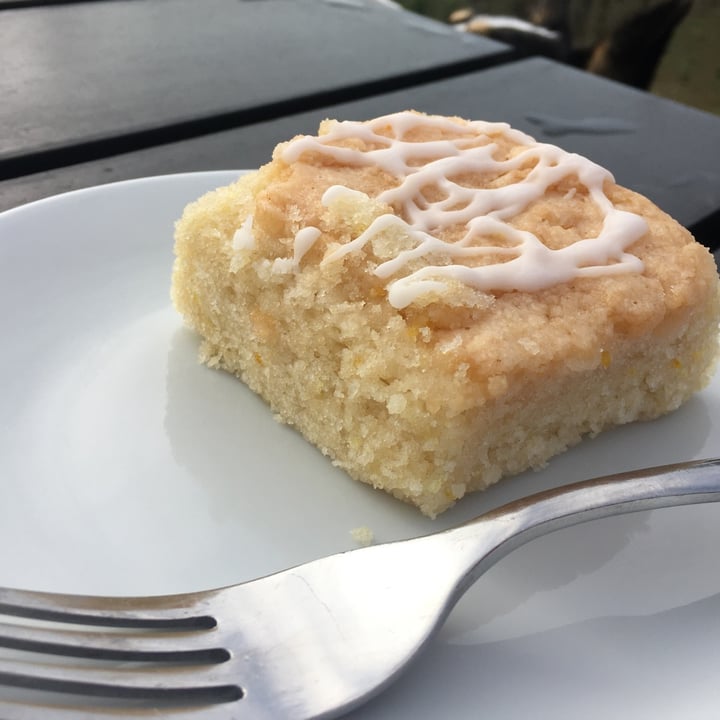 Vine House Farm Shop & Cafe Deeping Saint Nicholas, United Kingdom Vegan lemon cake Review