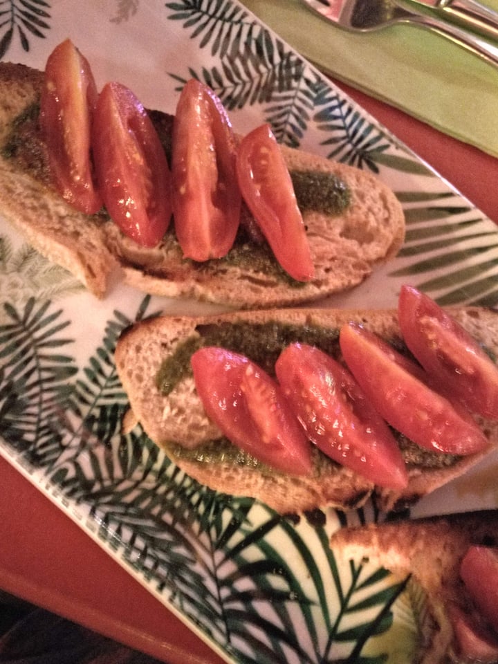 review photo of FLORIPA - vegan food & cocktail bar Bruschetta shared by @samyuktakartik on 29 Oct 2018 - review