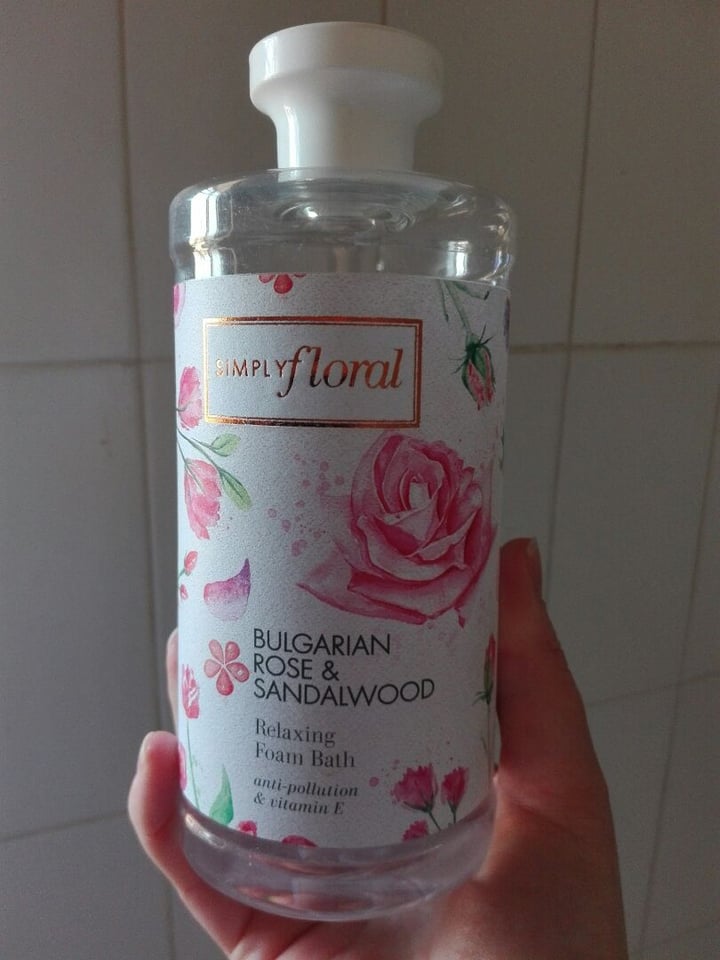 Woolworths Bulgarian Rose and sandalwood foam bath Review abillion
