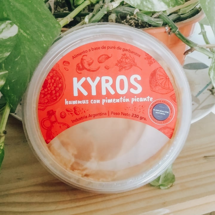 photo of Kyros Hummus Con Pimentón Picante shared by @juanamolina on  23 Dec 2020 - review
