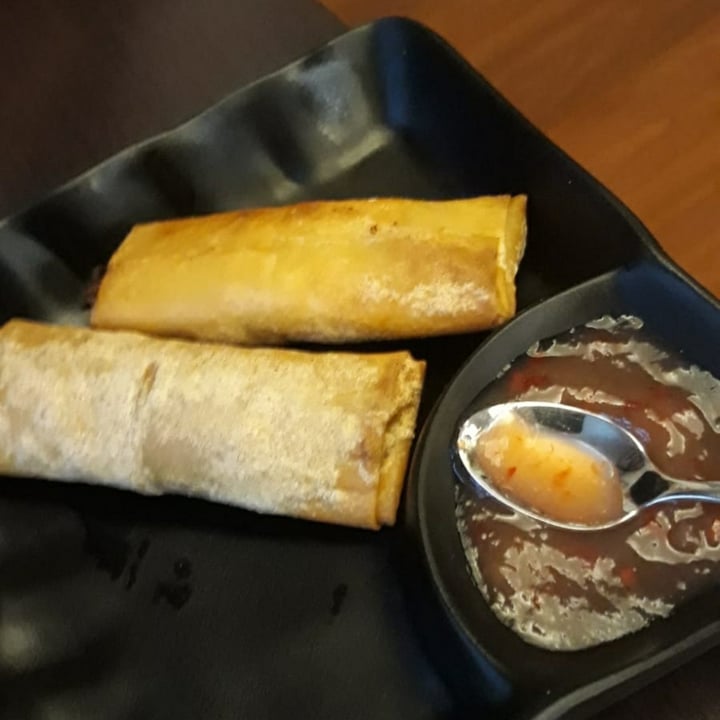 Tuk Tuk Asian Street Food Madrid, Spain Rollitos de primavera Review