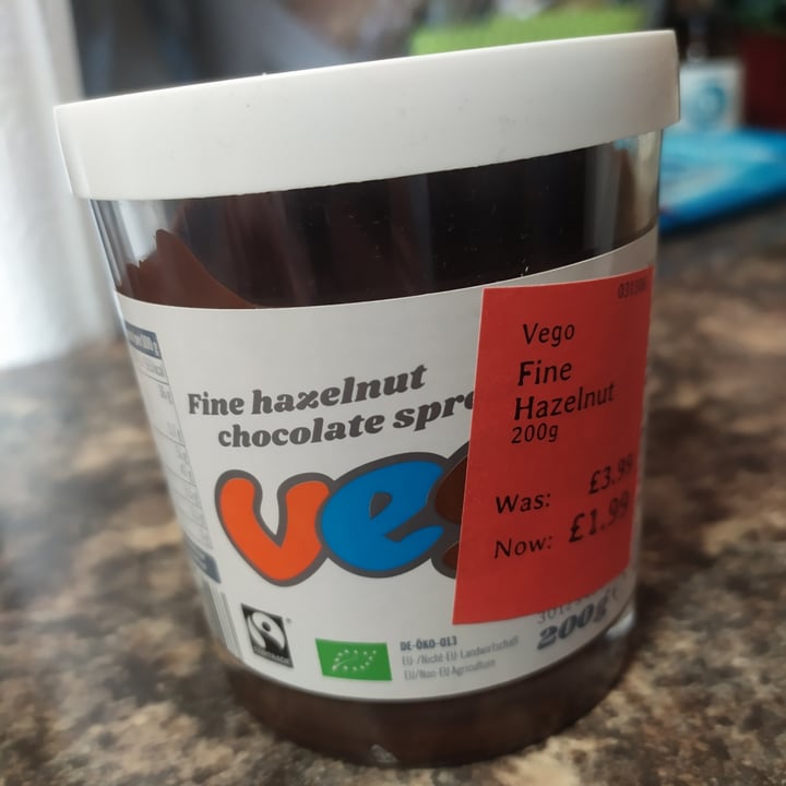 Vego Fine Hazelnut Chocolate Spread Crunchy Review abillion