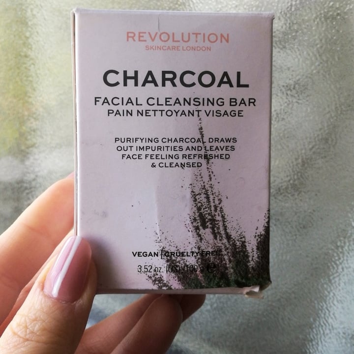 Revolution Beauty Facial cleansing bar Review abillion