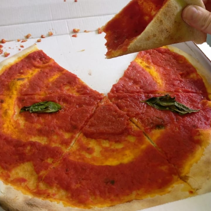 Pizzeria Bella Italia Milano, Italy Pizza Marinara Review abillion