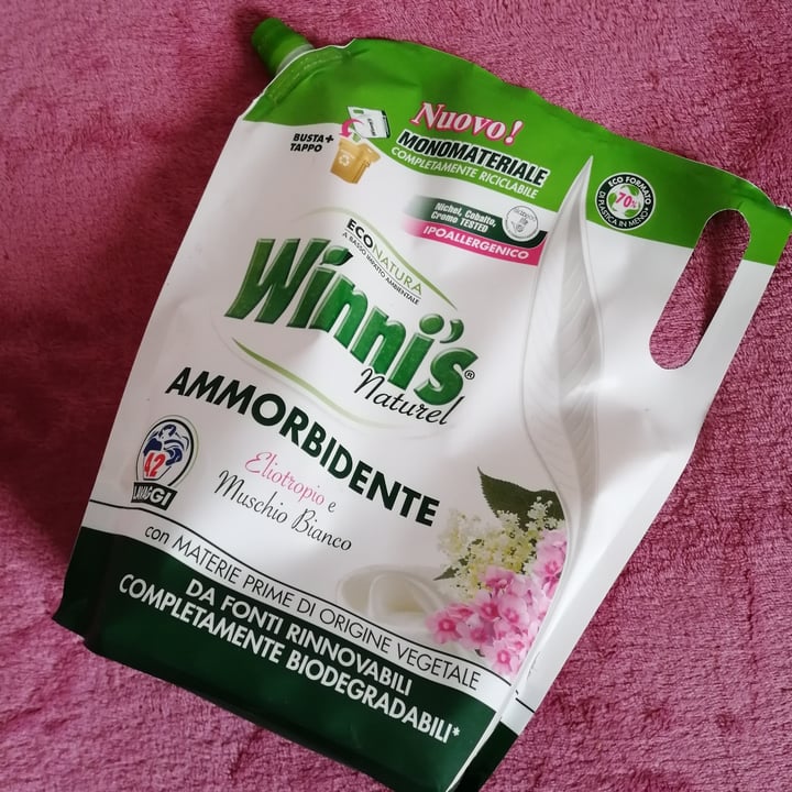 review photo of Winni's Naturel Ammorbidente ai fiori bianchi shared by @jeythealien on 10 Sep 2021 - review