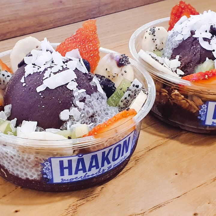 Haakon Superfoods and Juice Classic Acai Bowl Reviews abillion