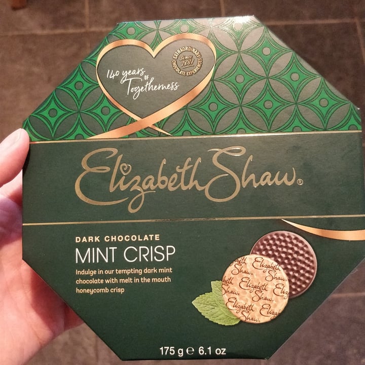 Elizabeth Shaw Dark Chocolate Mint Crisp Review abillion