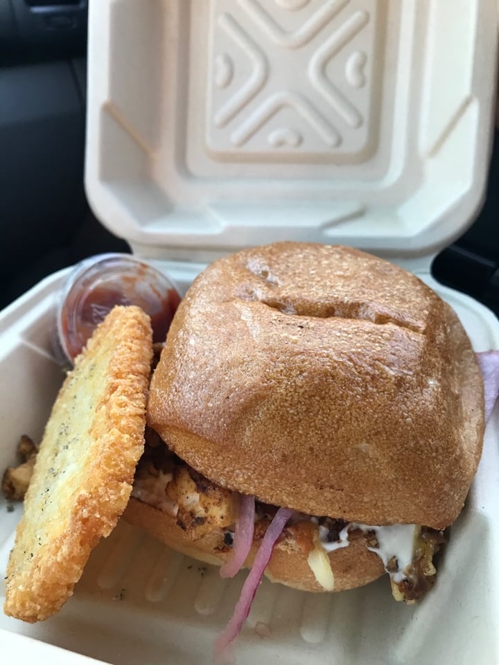 Denver Vegan Van Chorizo Breakfast sandwich Review abillion