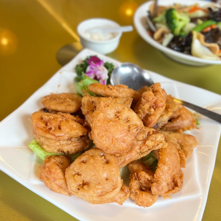 review photo of Eight Treasures Fried Lotus Root shared by @haylie on 04 May 2022 - review