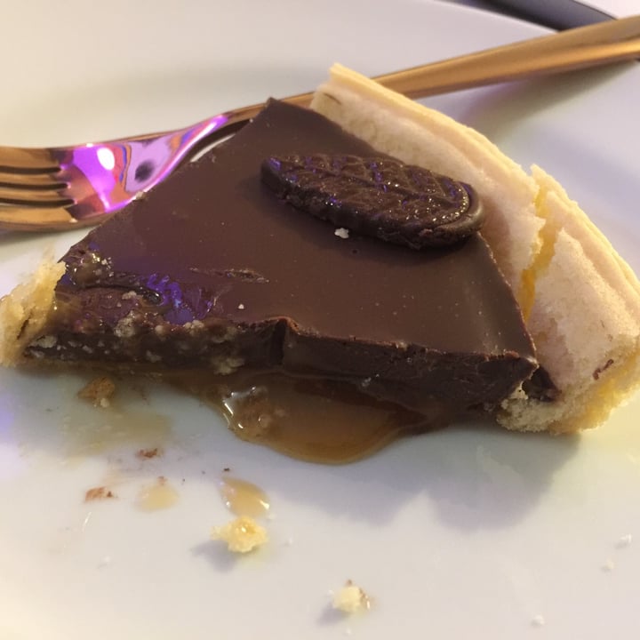 ASDA Extra Special Vegan Dark Chocolate & Salted Caramel Tart Review
