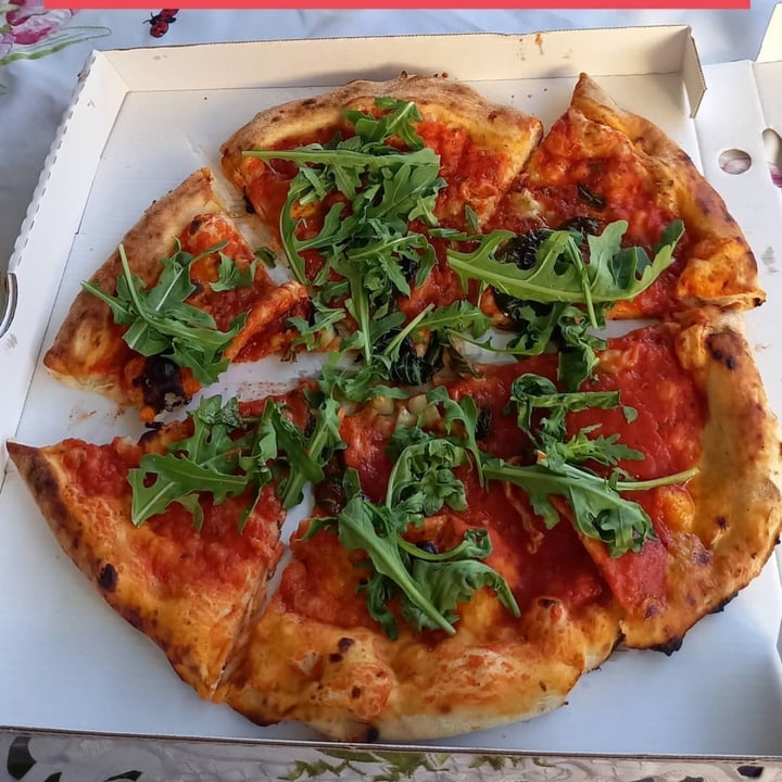 Pizzeria Pummarò Meidling, Wien, Austria Pizza Marinara Review abillion