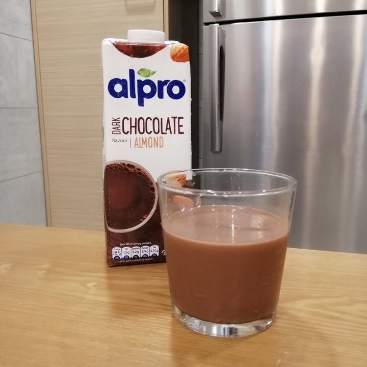 Vemondo Dark Chocolate Flavour Almond Milk Reviews abillion