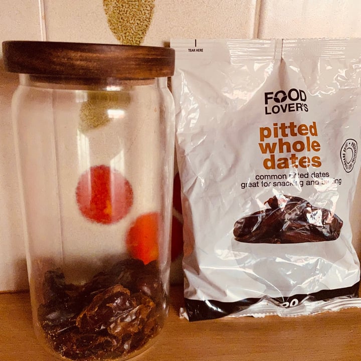 photo of Food Lover’s Market Pitted Dates shared by @greengabby on  10 Sep 2021 - review