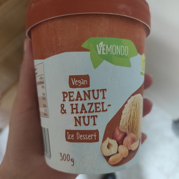 Vemondo Vegan peanut&hazelnut Ice Cream Review abillion
