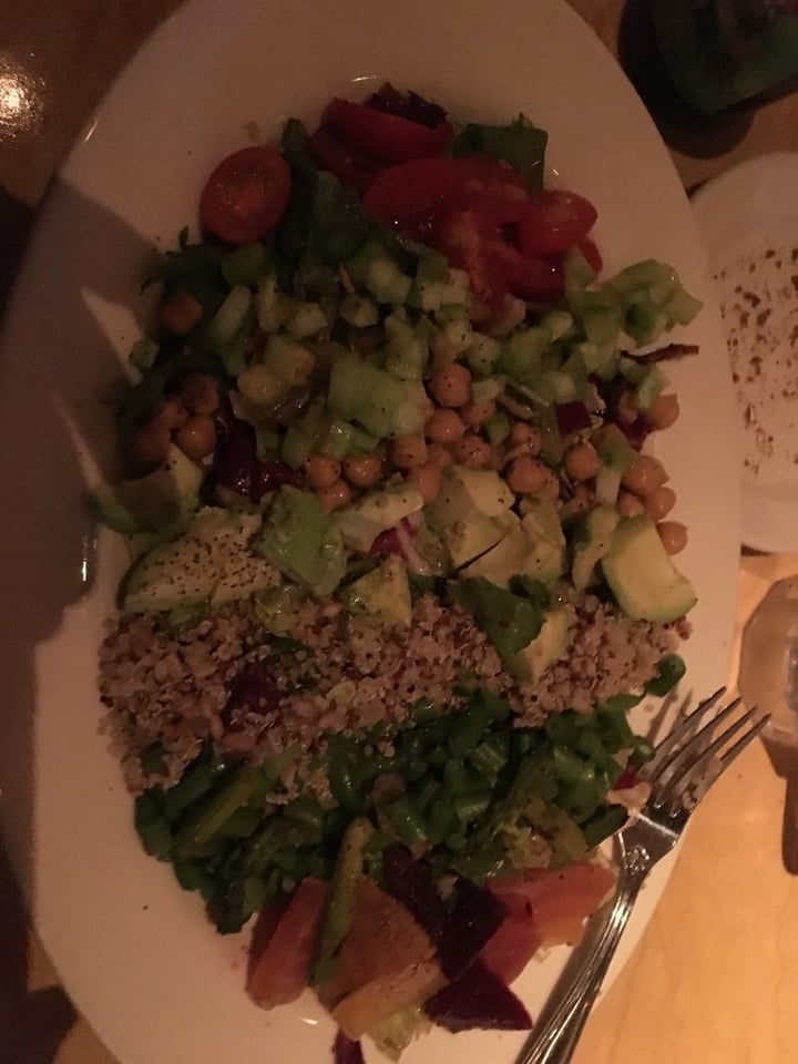 The Cheesecake Factory Edina, United States Vegan Cobb Salad Review