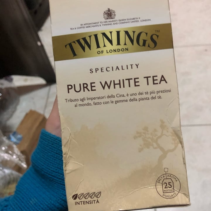 Twinings Pure white tea Review abillion