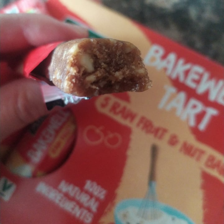 Alesto Bakewell Tart Raw Fruit & Nut Bar Review abillion
