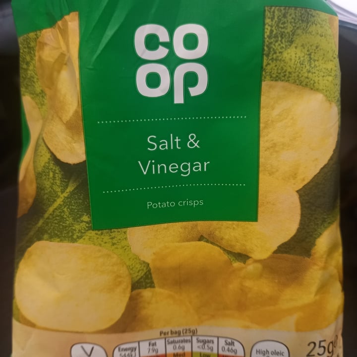 Coop salt & vinegar potato crisps Review abillion