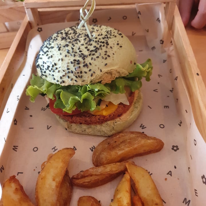 Flower Burger Bologna, Italy Jungle Burger Review abillion