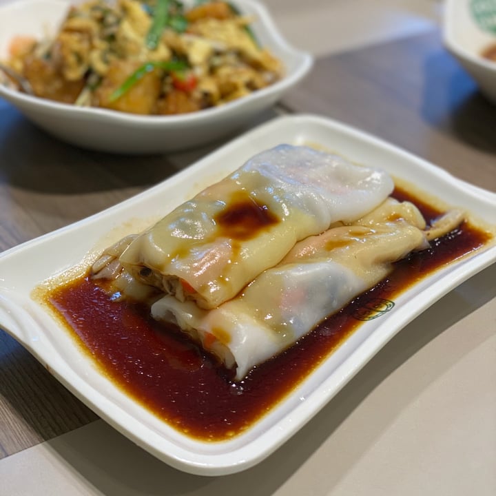 photo of Tim Ho Wan Vegetarian rice rolls shared by @cocothekoala on  02 May 2021 - review