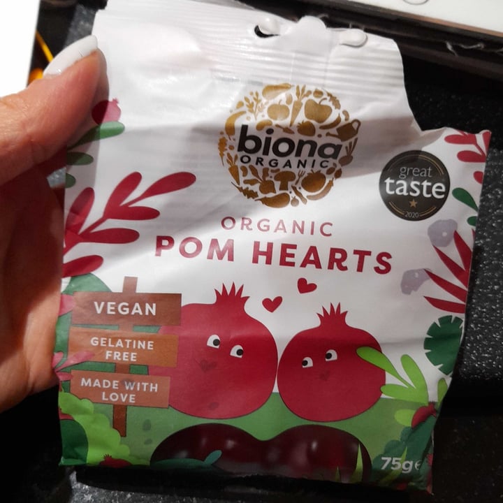 Biona Biona Organic Pomegranate Hearts Review abillion
