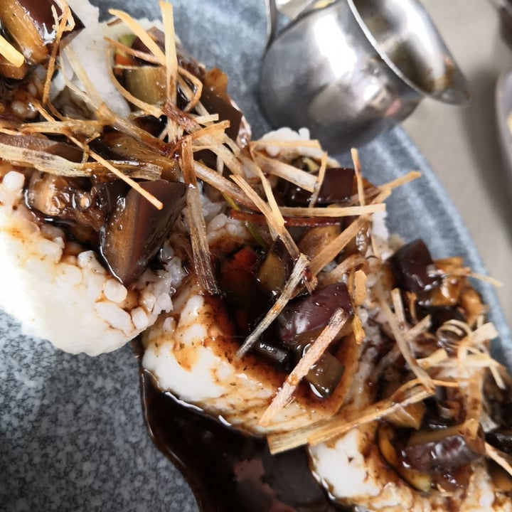 review photo of Vegan inc. Plaza 404 Anguila Roll shared by @alejandraa8 on 02 Jun 2019 - review