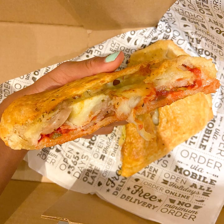 Sarpino's Pizzeria Chicago Bucktown/Wicker Park Bucktown, Chicago, United States Vegan Sausage