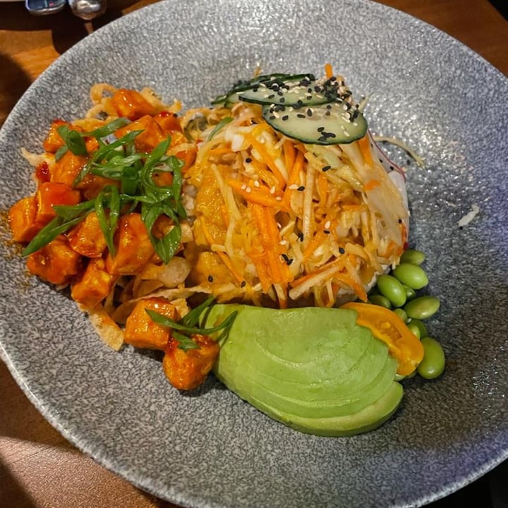 JOEY Sherway Etobicoke, Toronto, Canada Crispy tofu bowl Review abillion